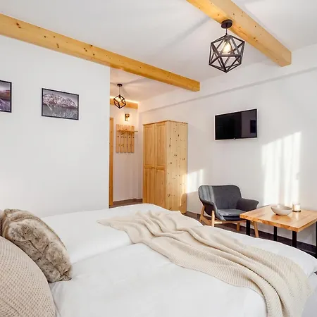 Golden - Mountain View - Taternik Appartement